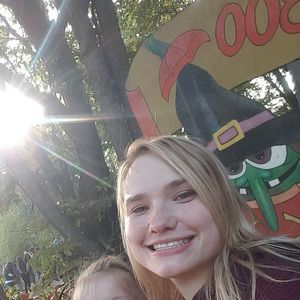 Meet your Posher, Kaylin